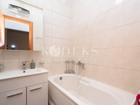 Izdavanje, jednosoban stan, 47m², Stari Aerodrom, Podgorica - image 8