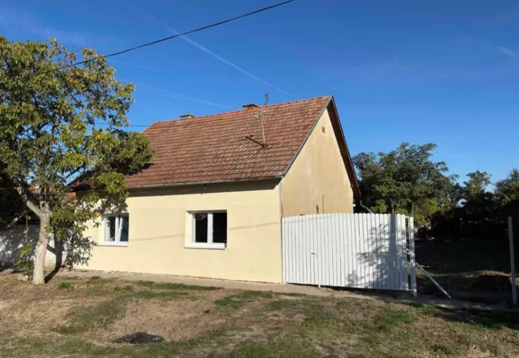 Prodaja, kuća, 72m², Novi Kneževac, Srbija