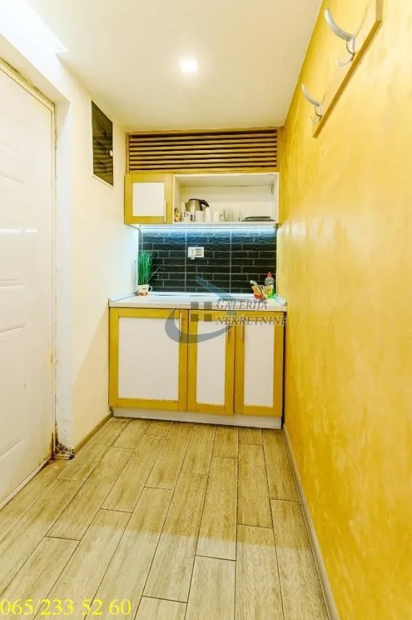 Prodaja, dvosoban stan, 44m², Cvetni Trg, Vračar Sve Podlokacije