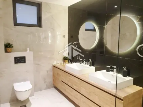 Rent, two bedroom apartment, 104m², Cvetni Trg, Vračar Sve Podlokacije - image 15