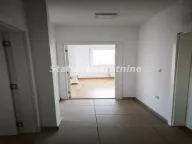 Izdavanje, trosoban stan, 60m², Bulevar patrijarha Pavla, Novi Sad Sve Podlokacije - image 4