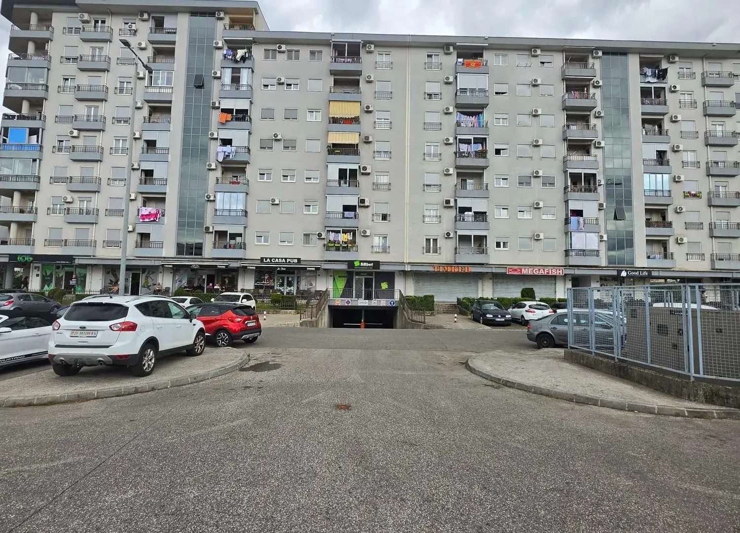 Izdavanje, dvosoban stan, 54m², Tuški Put, Podgorica