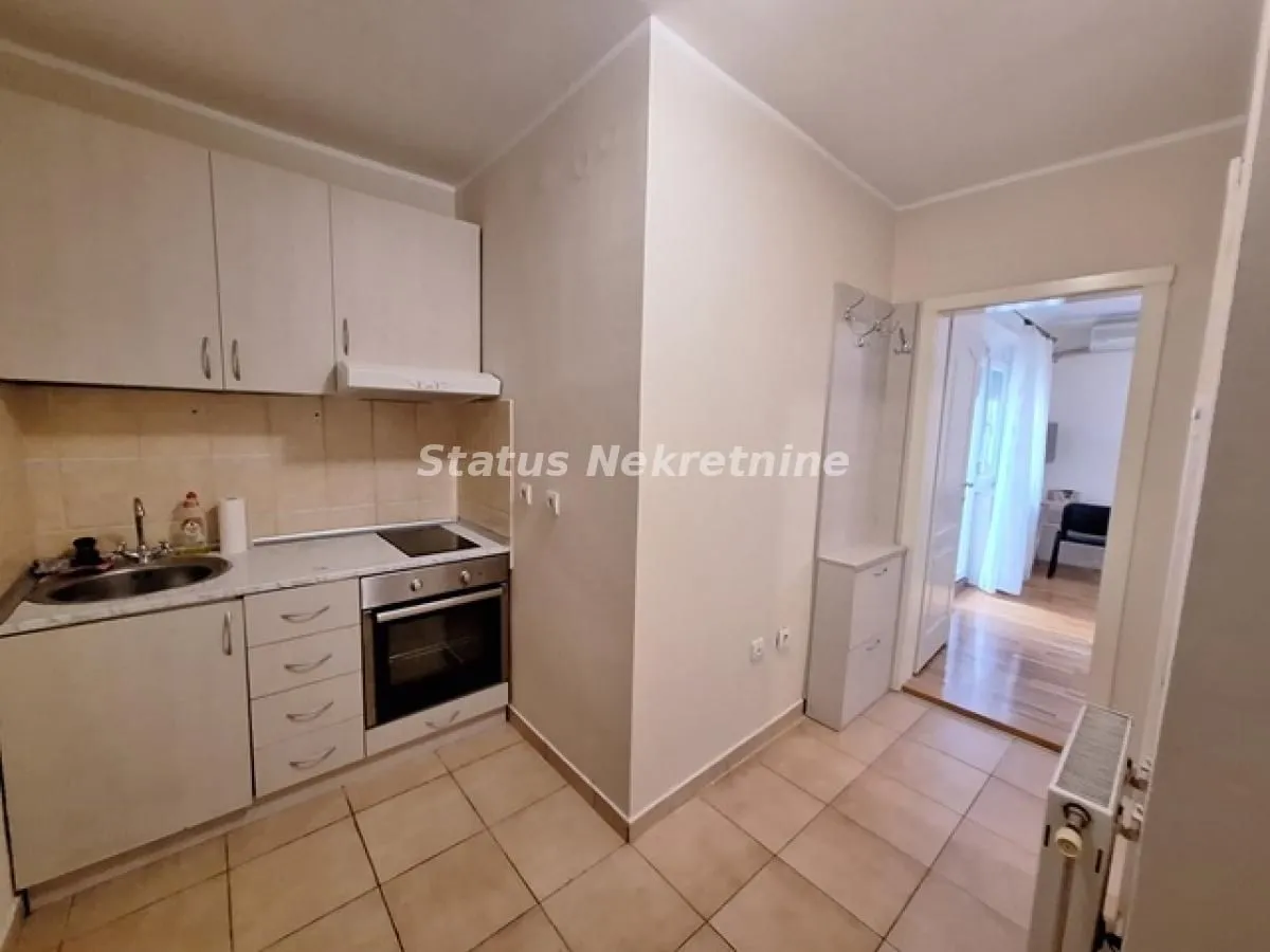 Rent, one bedroom apartment, 31m², Grbavica, Novi Sad Sve Podlokacije