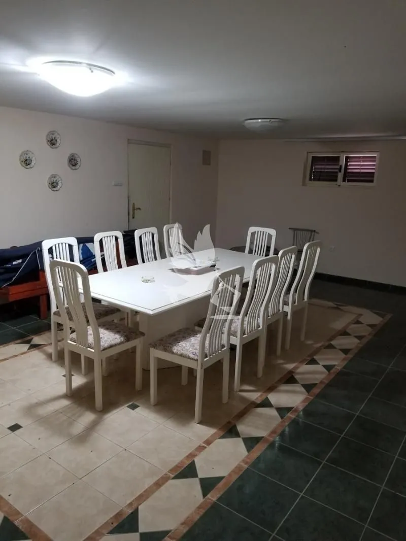 Sale, house, 250m², Mladenovac, Beograd