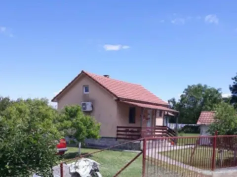 Sale, house, 57m², Ćurilac, Danilovgrad - image 1