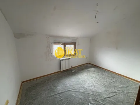 Prodaja, dvosoban stan, 48m², Kluz, Zvezdara Sve Podlokacije - image 4