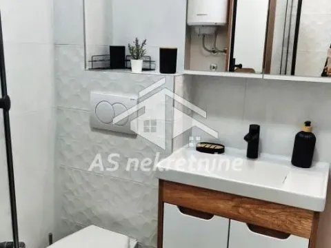 Izdavanje, dvosoban stan, 50m², Stari Grad, Beograd - image 7