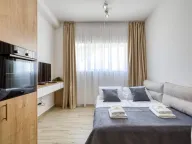 Izdavanje, garsonjera, 18m², Bečići, Budva - image 4