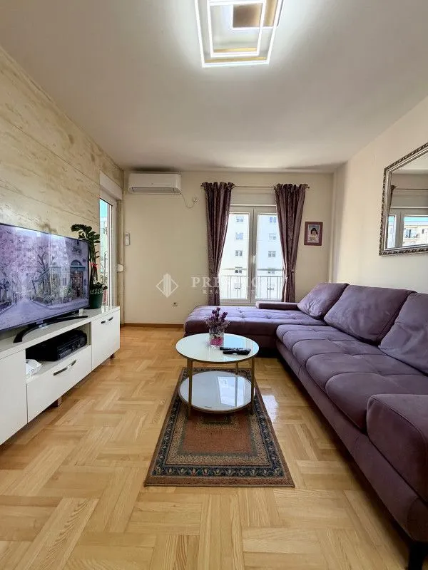 Rent, one bedroom apartment, 56m², Pobrežje, Podgorica