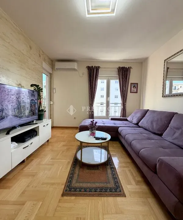 Rent, one bedroom apartment, 56m², Pobrežje, Podgorica