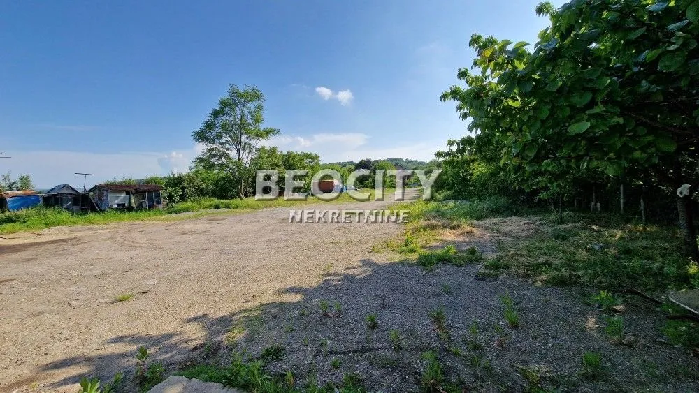 Izdavanje, plac, 60m², Veliki Mokri Lug, Zvezdara Sve Podlokacije