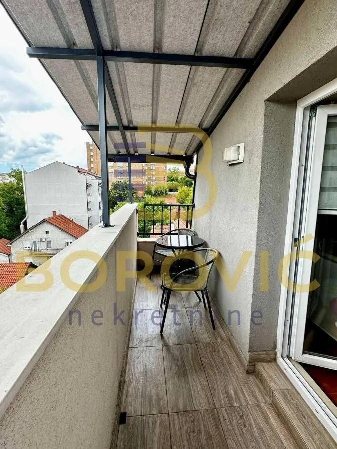 Prodaja, dvosoban stan, 57m², Lekino Brdo, Voždovac Sve Podlokacije