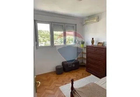 Izdavanje, dvosoban stan, 54m², Momišići, Podgorica - image 8