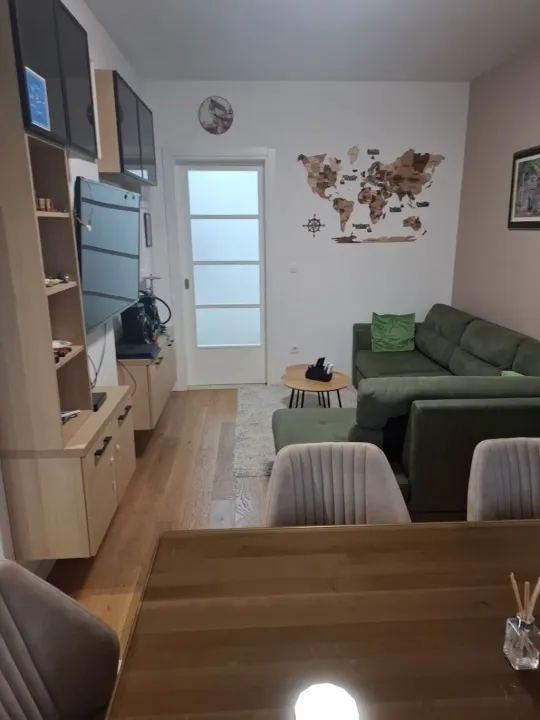Rent, two bedroom apartment, 76m², Kalimanj, Tivat