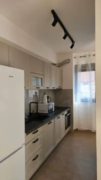 Izdavanje, jednosoban stan, 52m², Rozino, Budva - image 3