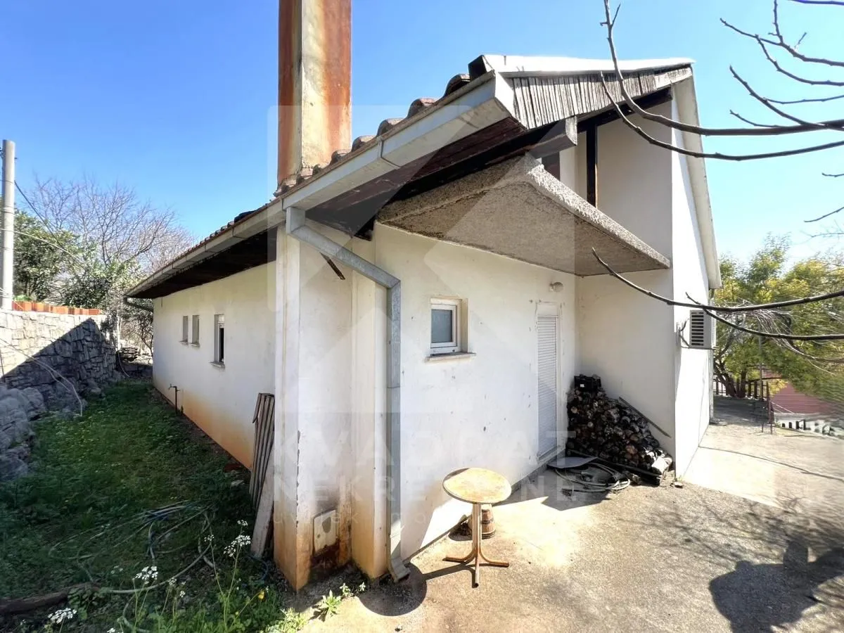Prodaja, kuća, 159m², Malo Brdo, Podgorica