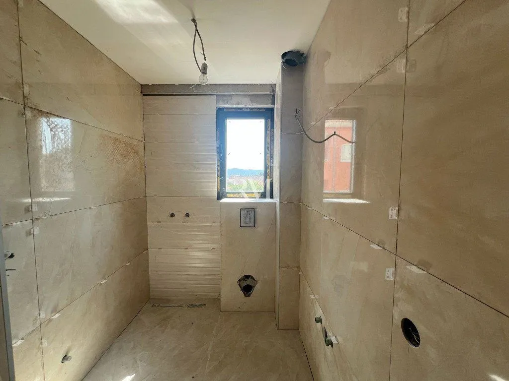 Prodaja, dvosoban stan, 61m², Kava, Tivat