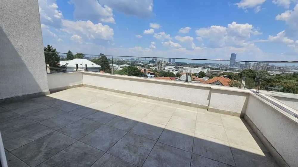 Izdavanje, četvorosoban stan, 157m², Savski Venac, Beograd