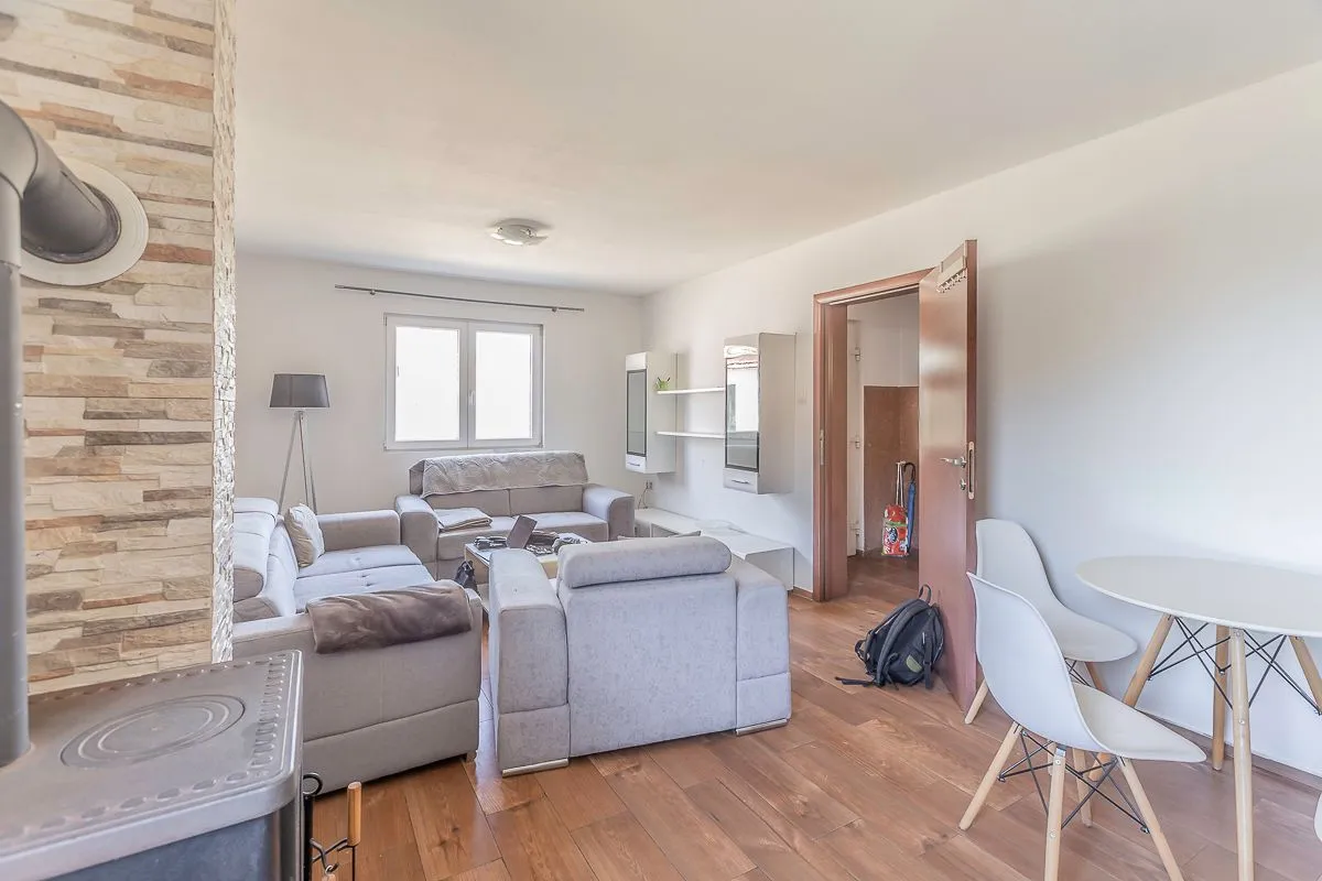 Prodaja, kuća, 56m², Dajbabe, Podgorica