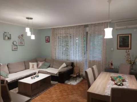 Sale, three bedroom apartment, 69m², Bečej, Novi Sad