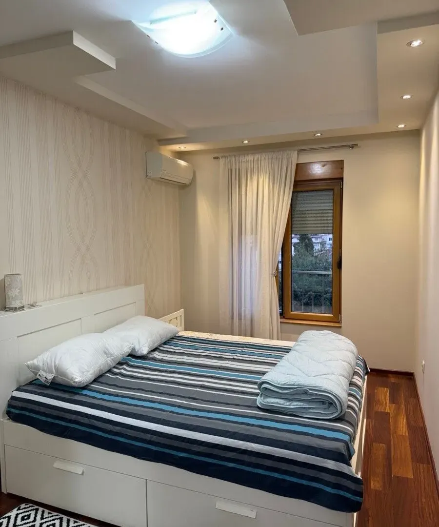 Rent, one bedroom apartment, 54m², Centar, Podgorica