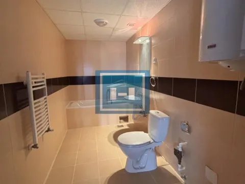 Izdavanje, četvorosoban stan, 99m², Jagodina, Srbija - image 8