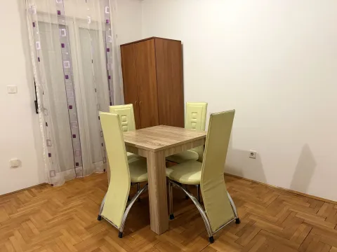 Rent, studio apartment, 28m², Stari Aerodrom, Podgorica - image 3
