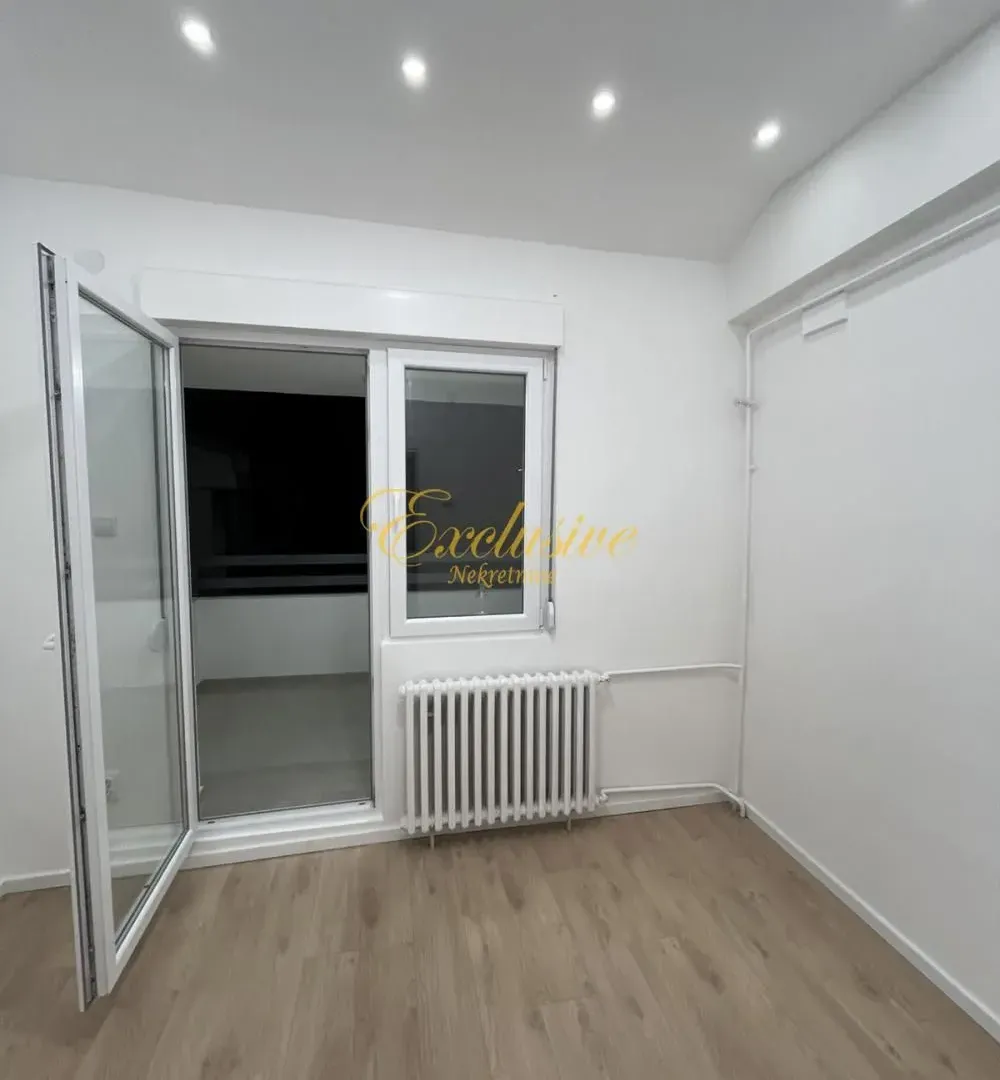 Prodaja, trosoban stan, 64m², Čukarička Padina, Beograd