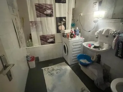 Sale, three bedroom apartment, 120m², Blok 6, Podgorica - image 8