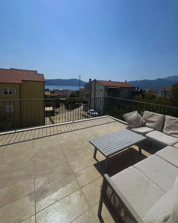 Prodaja, trosoban stan, 63m², Kalimanj, Tivat