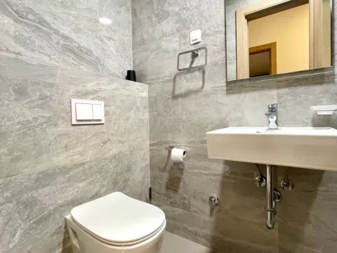 Izdavanje, dvosoban stan, 70m², Master Kvart, Podgorica - image 23