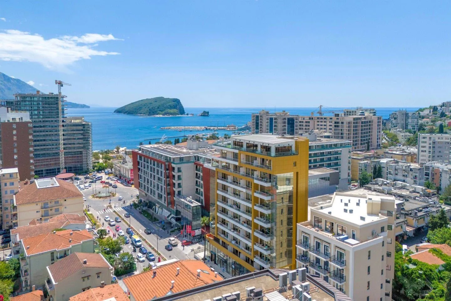 Sale, two bedroom apartment, 210m², Budva, Crna Gora