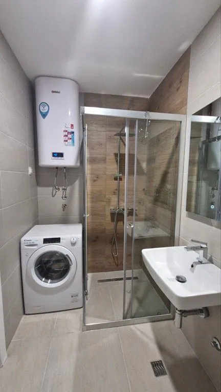 Prodaja, jednosoban stan, 44m², Pobrežje, Podgorica