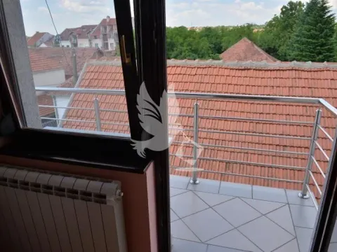 Sale, house, 554m², Mladenovac, Beograd - image 18