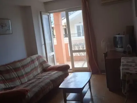 Sale, two bedroom apartment, 61m², Bečići, Budva - image 4