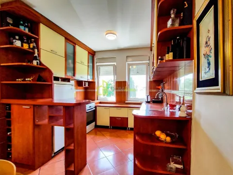 Prodaja, trosoban stan, 92m², Preko Morače, Podgorica - image 19