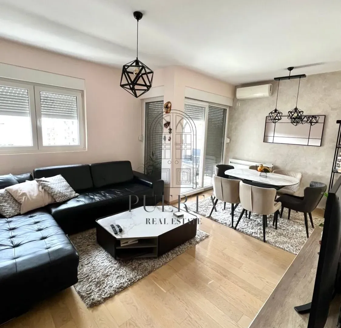 Prodaja, jednosoban stan, 53m², City Kvart, Podgorica