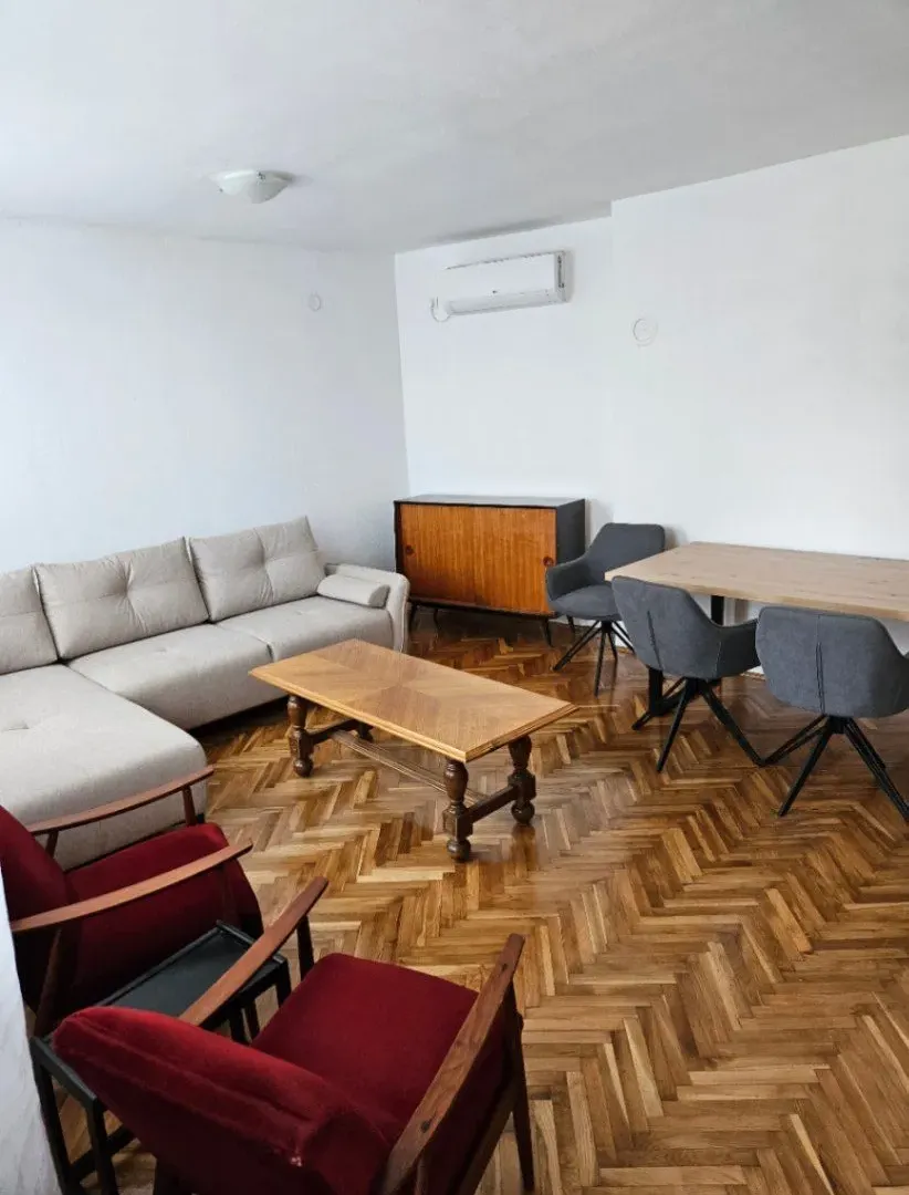 Rent, house, 90m², Brdišta, Tivat