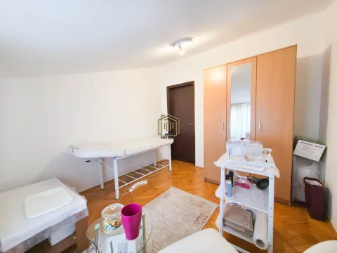 Sale, two bedroom apartment, 75m², Podgorica, Crna Gora - image 7