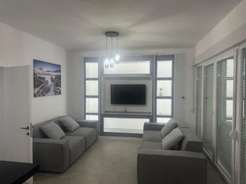 Rent, house, 100m², Krimovica, Kotor - image 4