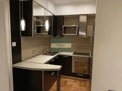 Prodaja, trosoban stan, 79m², Stari grad, Novi Sad - image 10