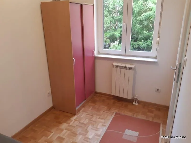 Rent, one bedroom apartment, 35m², Severni Bulevar, Zvezdara Sve Podlokacije