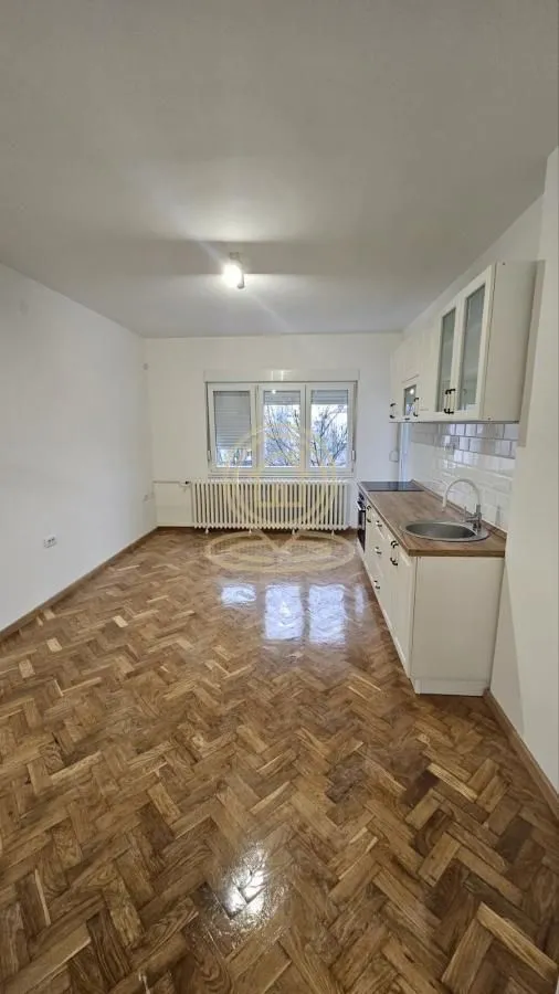 Prodaja, dvosoban stan, 59m², Banatić, Novi Sad Sve Podlokacije