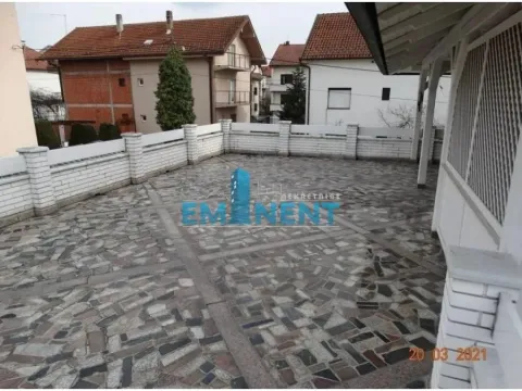 Prodaja, kuća, 300m², Sremčica, Beograd - image 6