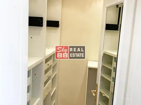 Izdavanje, stan, 260m², Savski Venac, Beograd - image 17