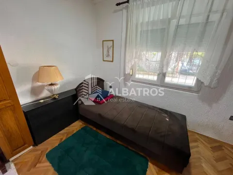 Rent, two bedroom apartment, 80m², Centar, Bar - image 11