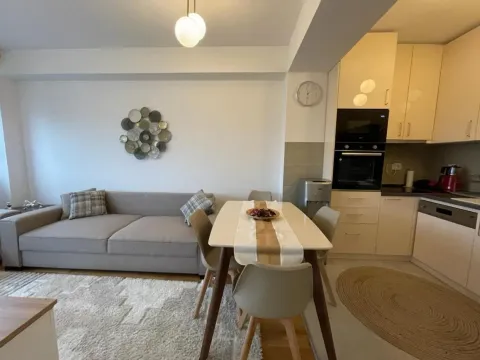 Prodaja, jednosoban stan, 47m², Donja Lastva, Tivat - image 2