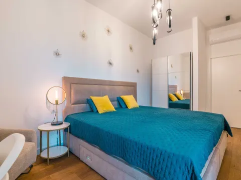 Prodaja, jednosoban stan, 65m², Centar, Bar - image 13