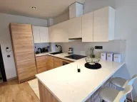 Izdavanje, stan, 47m², Tivat, Crna Gora - image 1