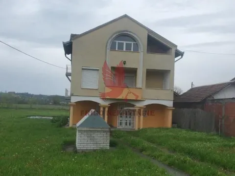 Prodaja, kuća, 400m², Mladenovac, Beograd - image 2